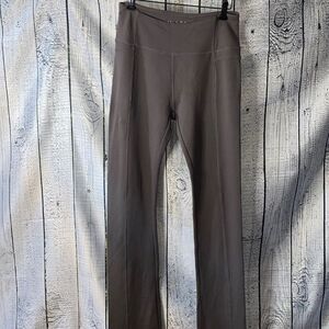 Objet d’ Art Gray Women’s Joggers size Large